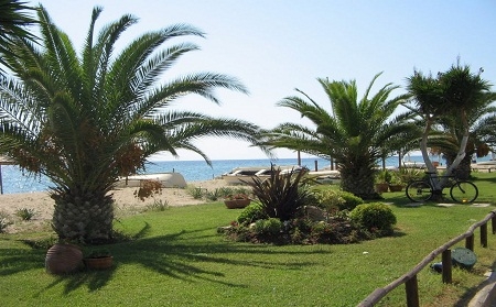 НЕА КАЛИКРАТИА И НЕА ПЛАГИА - СТУДИЈА И АПАРТМАНИ