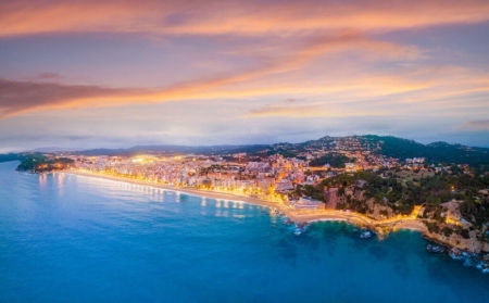 ШПАНИЈА СО АВИОН - КОСТА БРАВА , БЕНИДОРМ, ВАЛЕНСИЈА, МАЛАГА