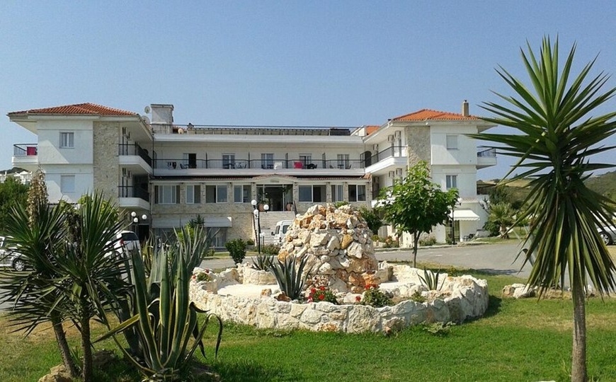 Hanioti Hilltop Hotel 3*